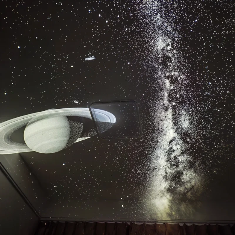 Lumispace LED Galaxy Lamp - Dimbaar & Magisch in de Slaapkamer