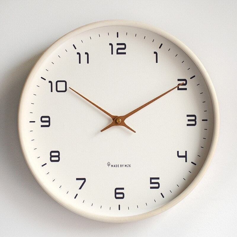 NordicTime houten wandklok - stil Scandinavisch design voor een vredig huis